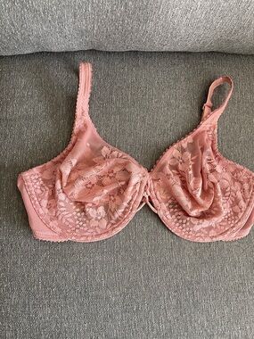 Delicate Lace Underwire Bra in Dusty Rose Lunaire
